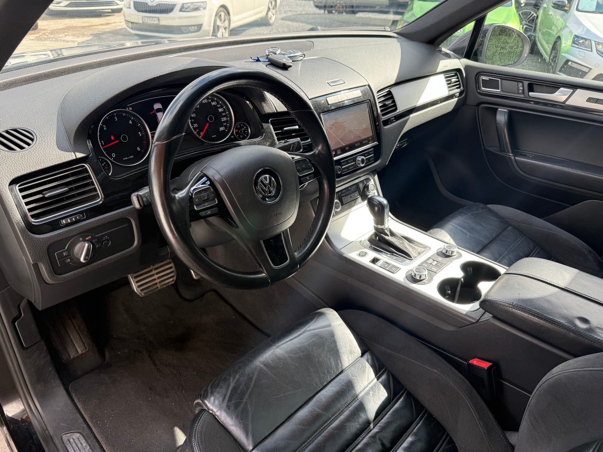 VW Touareg 3.0 TDI V6-image-19