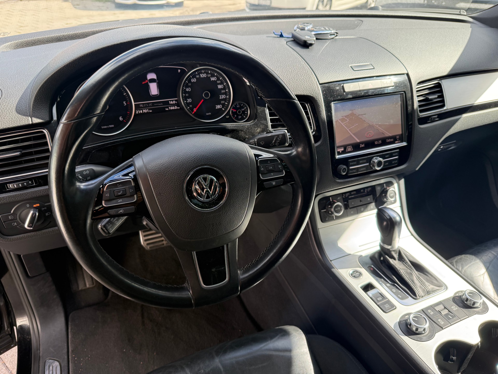 VW Touareg 3.0 TDI V6-image-20