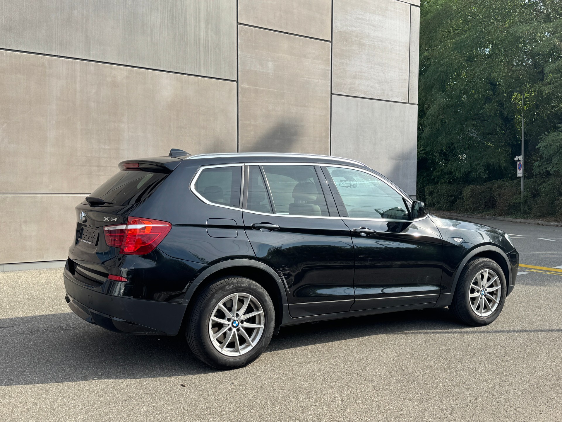 BMW X3 xDrive 20i Steptronic-image-4