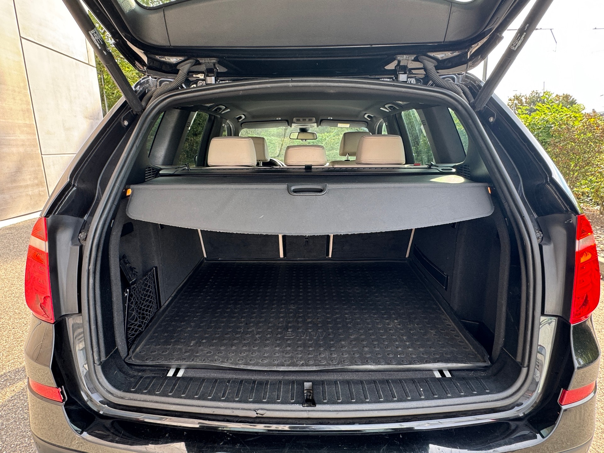BMW X3 xDrive 20i Steptronic-image-12