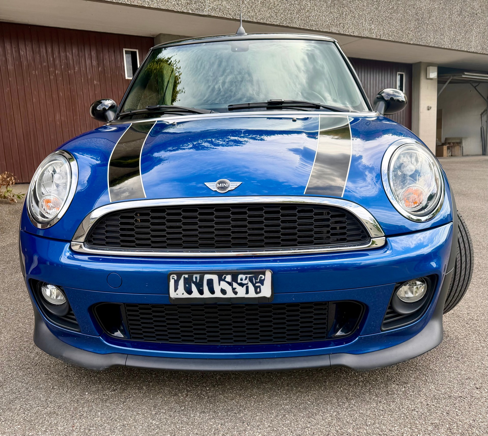 MINI 1.6i Cooper-image-5