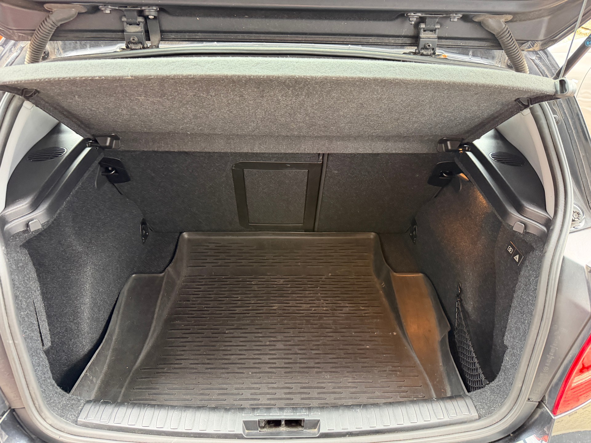 BMW 116i M-Paket-image-13