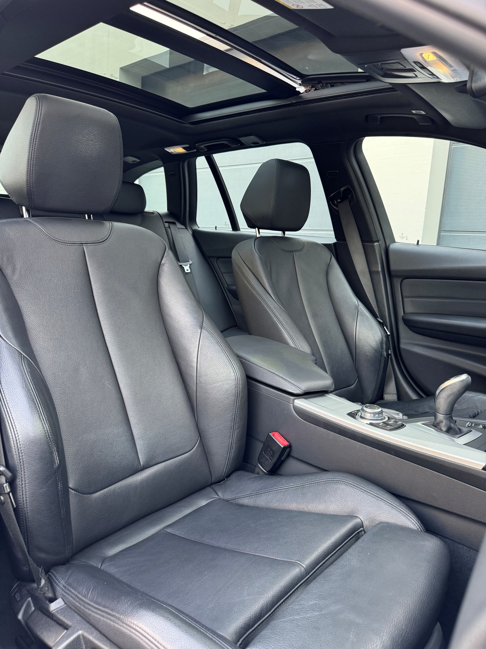 BMW 328i SAG-image-15