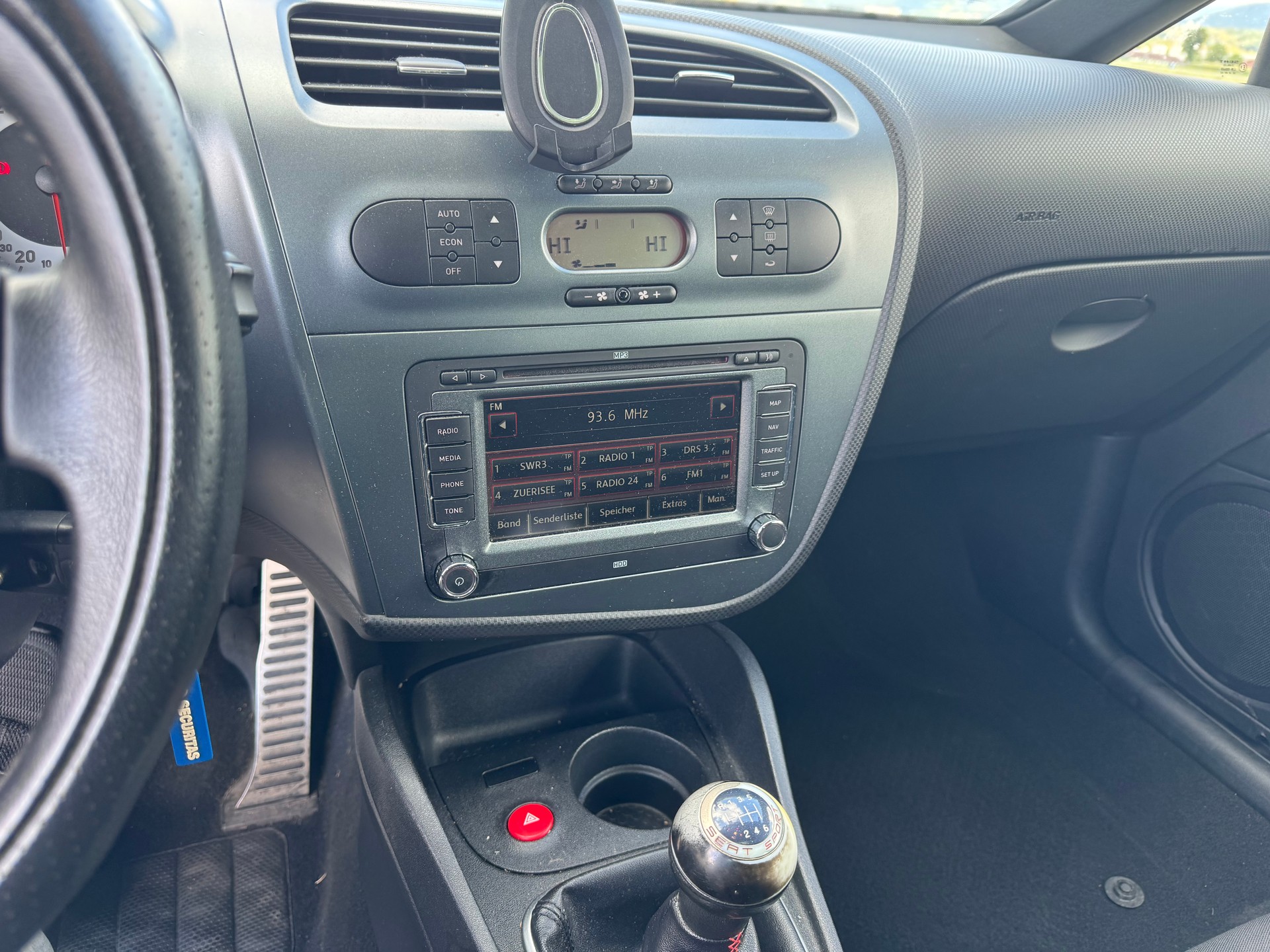 SEAT Leon 2.0 TSI Cupra-image-10
