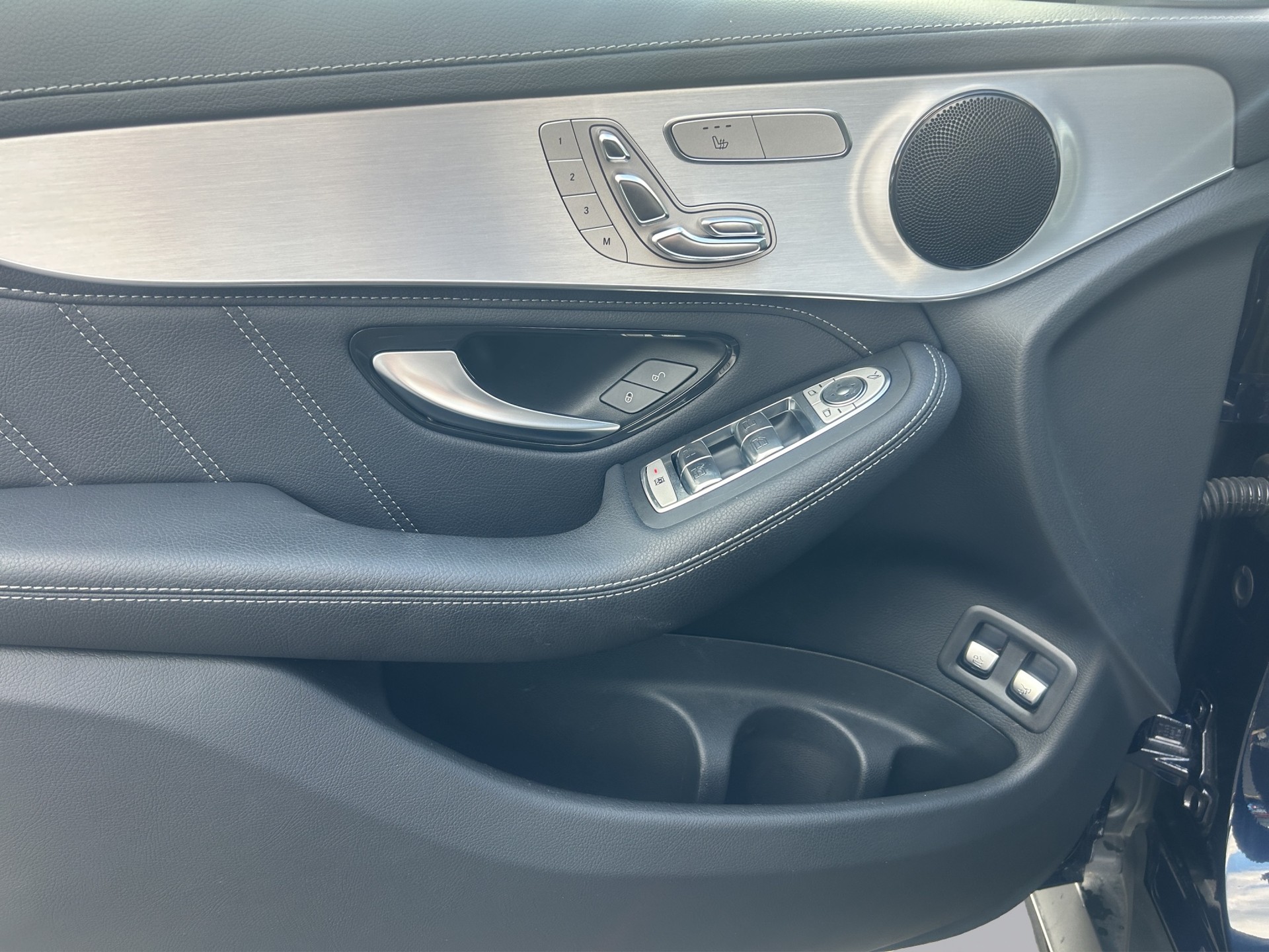 MERCEDES-BENZ GLC 63 S AMG 4m+-image-14