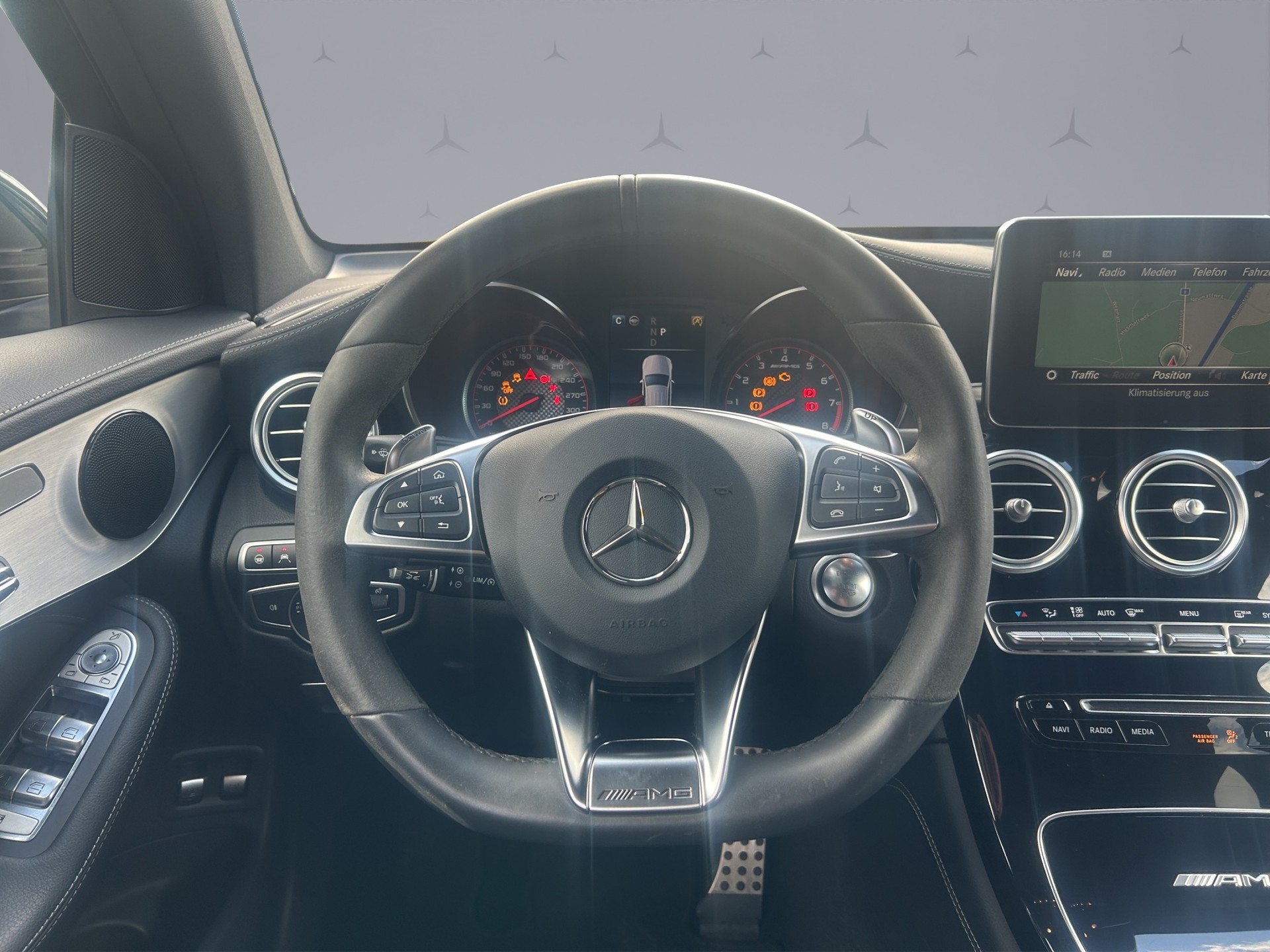 MERCEDES-BENZ GLC 63 S AMG 4m+-image-11
