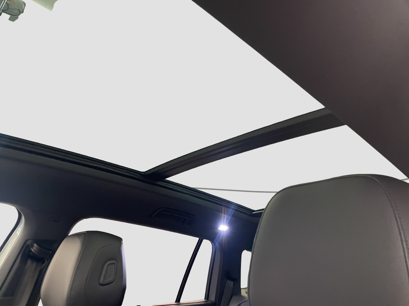 VW Tayron 2.0 TSI R-Line United DSG 4Motion-image-15