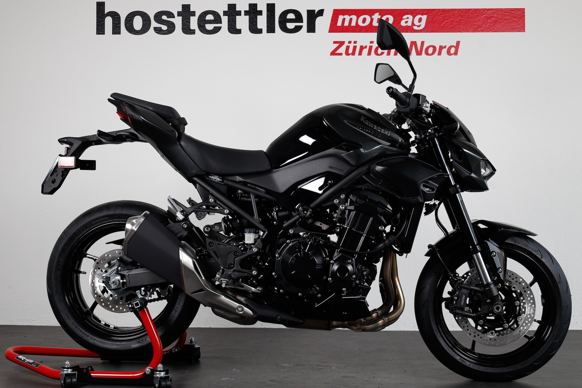 KAWASAKI Z900 70 kW-showroom-element-1
