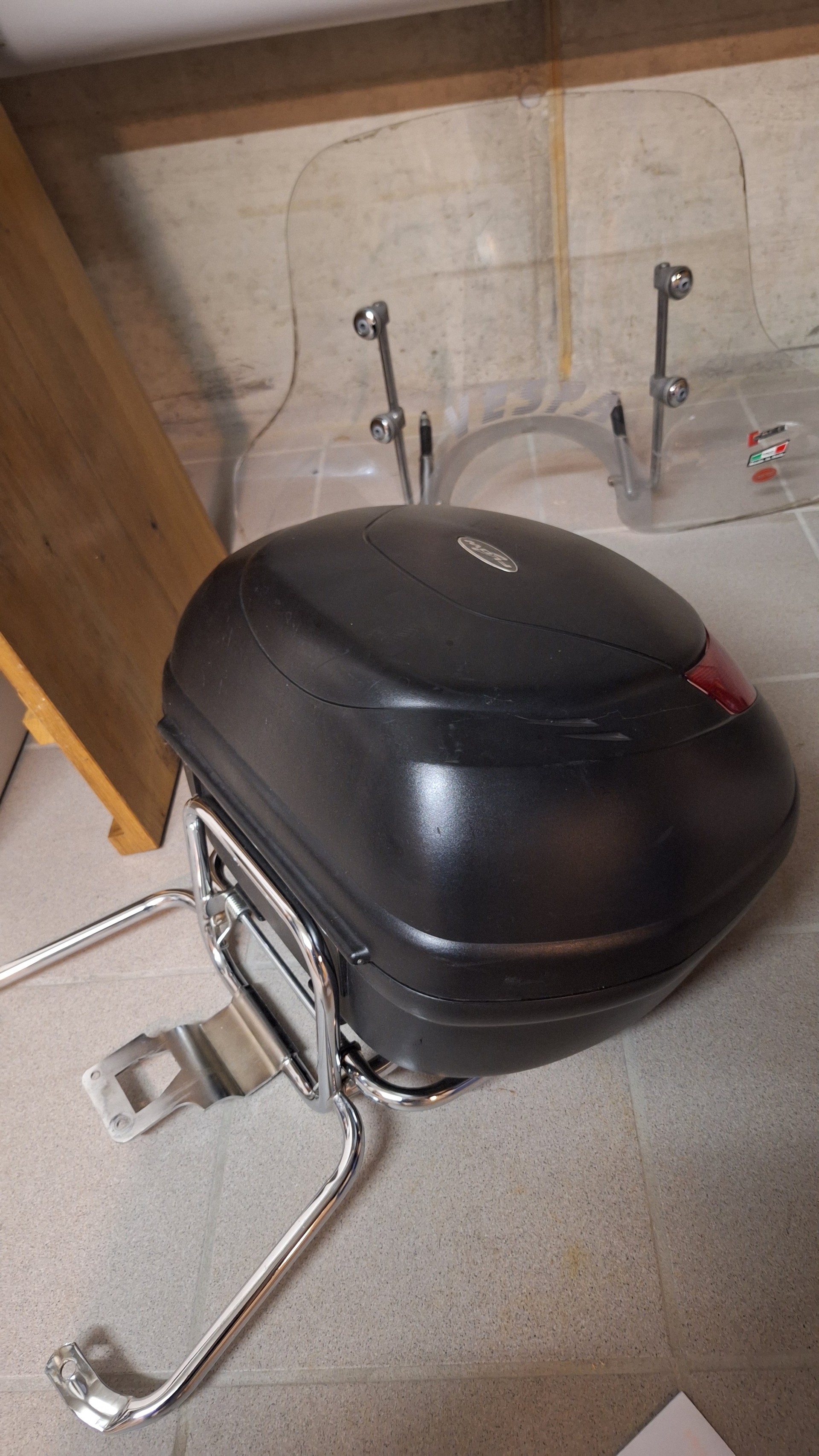 PIAGGIO Vespa 125 LX4-image-6