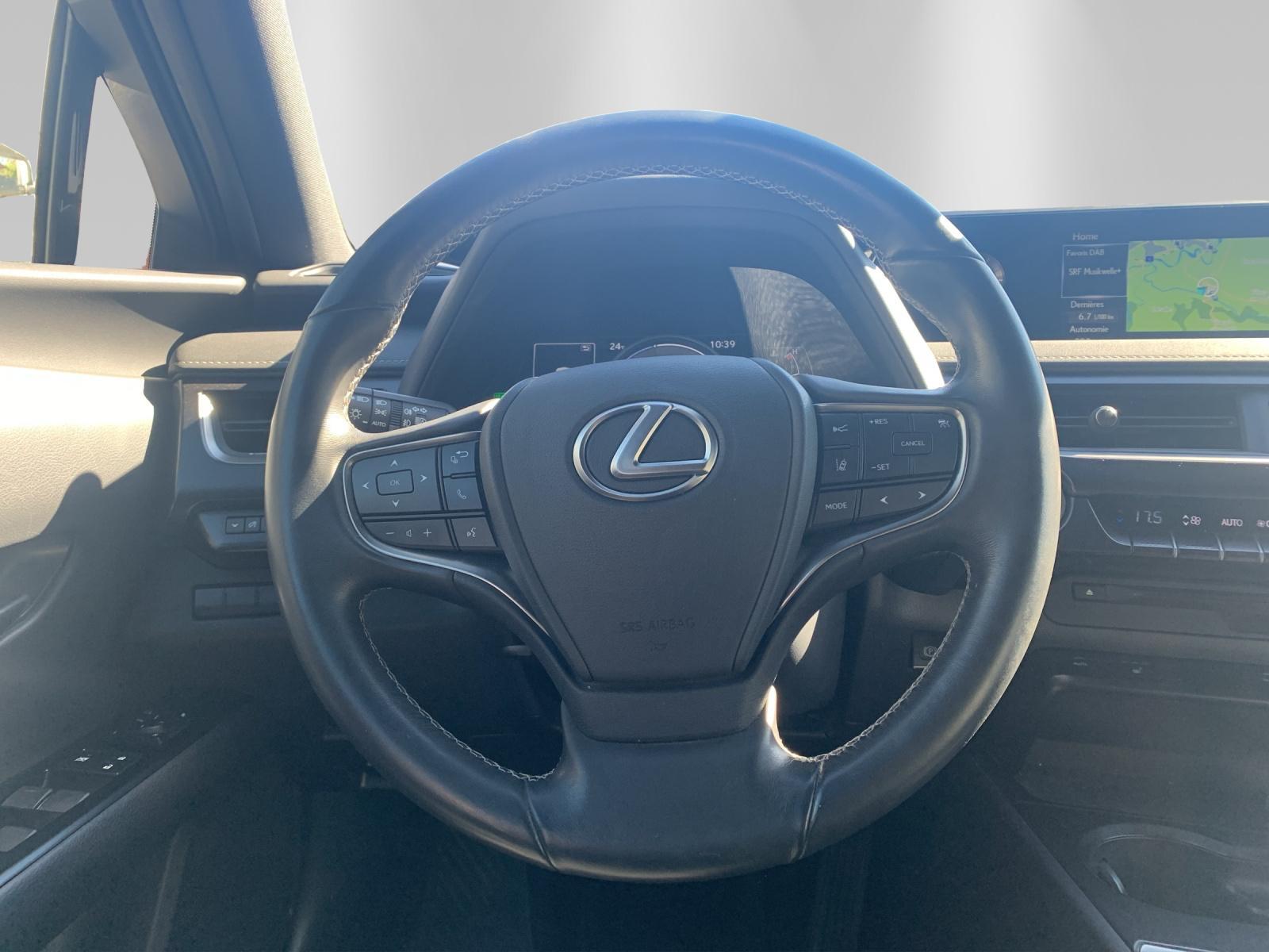 LEXUS UX 250h Special Edition-image-8