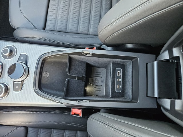 ALFA ROMEO Stelvio Veloce-image-9