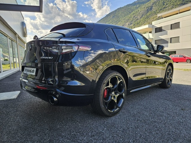 ALFA ROMEO Stelvio Veloce-image-4