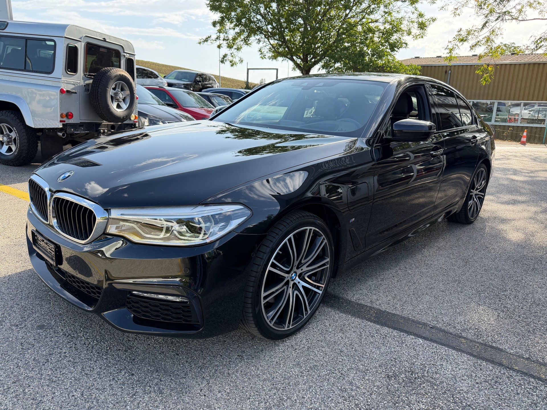 BMW 530e iPerformance Steptronic M Sport-image-1