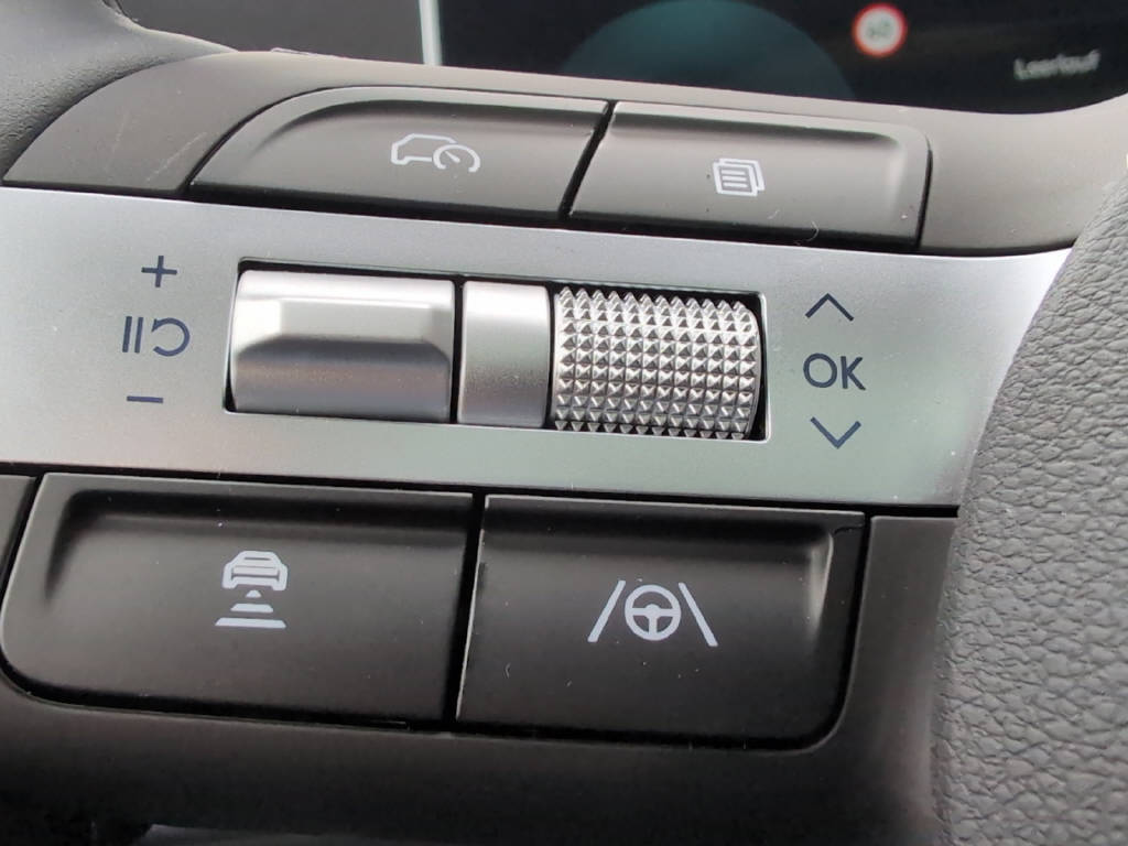 HYUNDAI TUCSON 1.6 T-GDi Hybrid Vertex 4WD-image-19