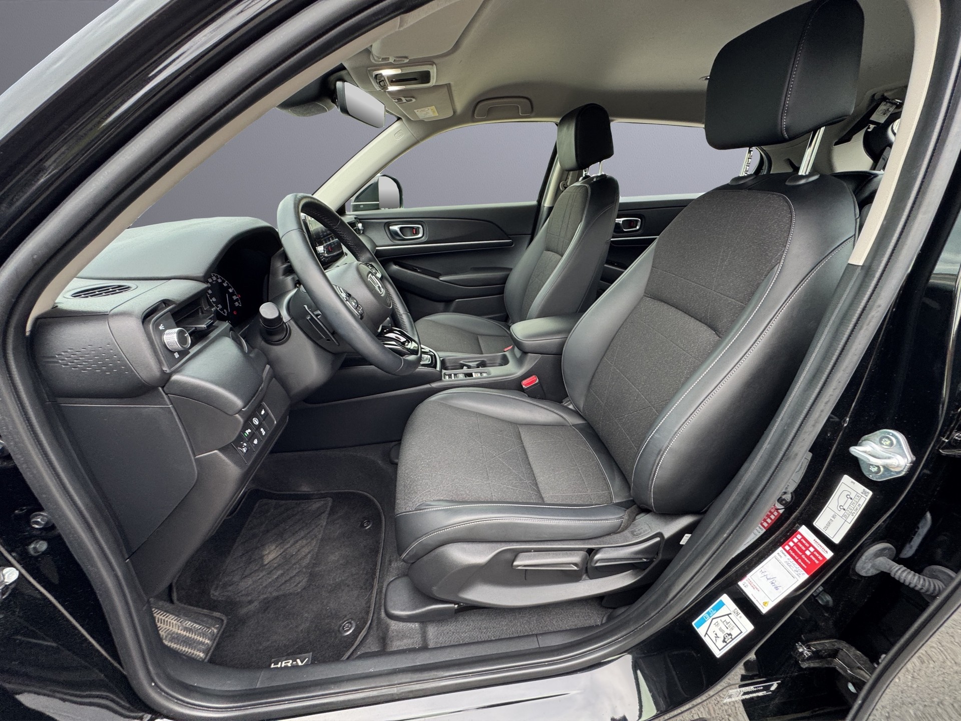 HONDA HR-V 1.5 i-MMD Advance-image-14