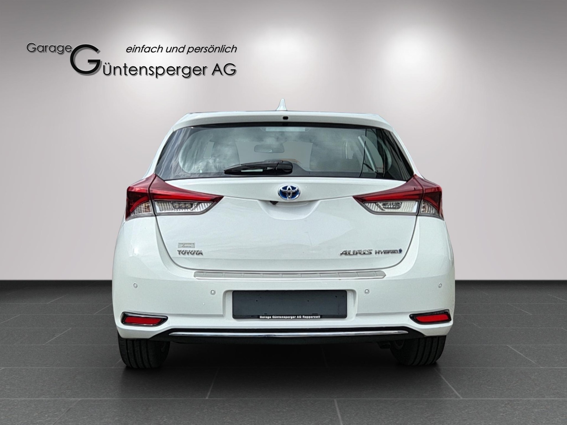 TOYOTA Auris 1.8 HSD Trend-showroom-element-3