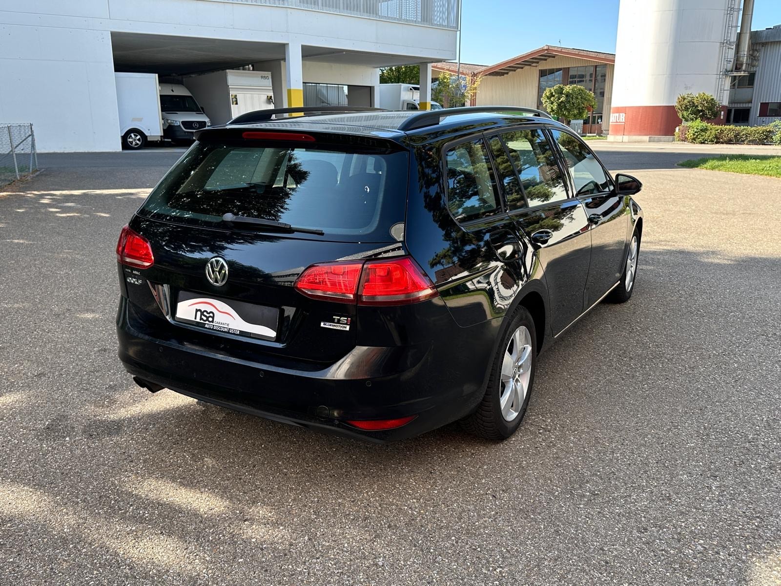 VW Golf Variant 1.4 TSI Comfortline DSG-image-4