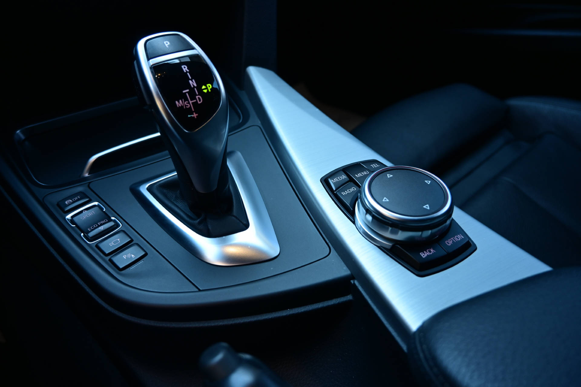 BMW 340i xDrive Touring **Power&Sound**M-Performance 260PS**-image-13