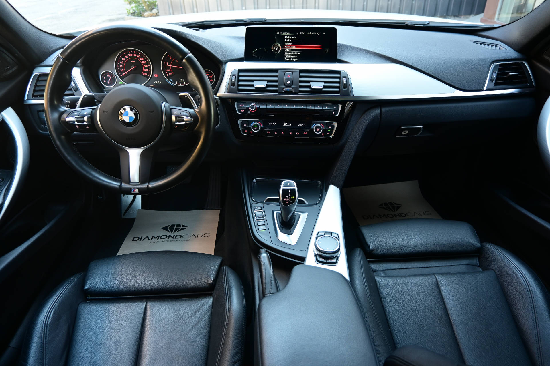 BMW 340i xDrive Touring **Power&Sound**M-Performance 260PS**-image-16