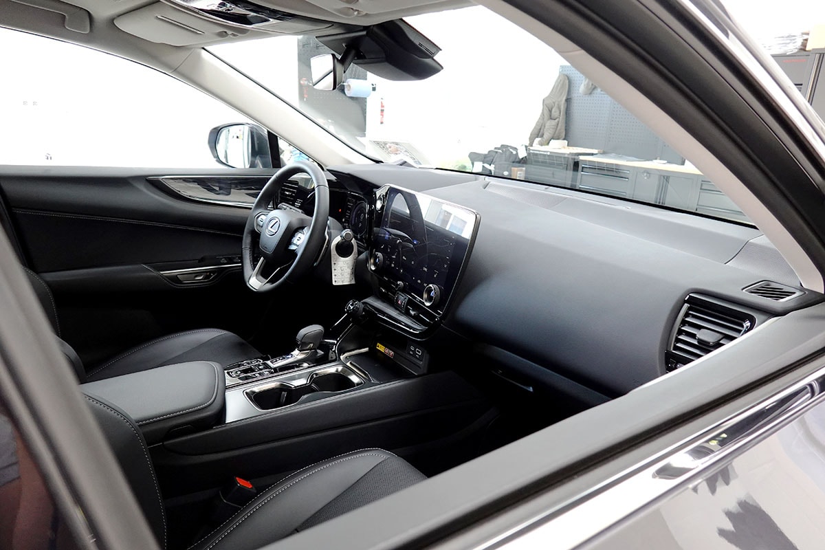 LEXUS NX 450h+ E-FOUR Comfort, 20" Alufelgen-image-5