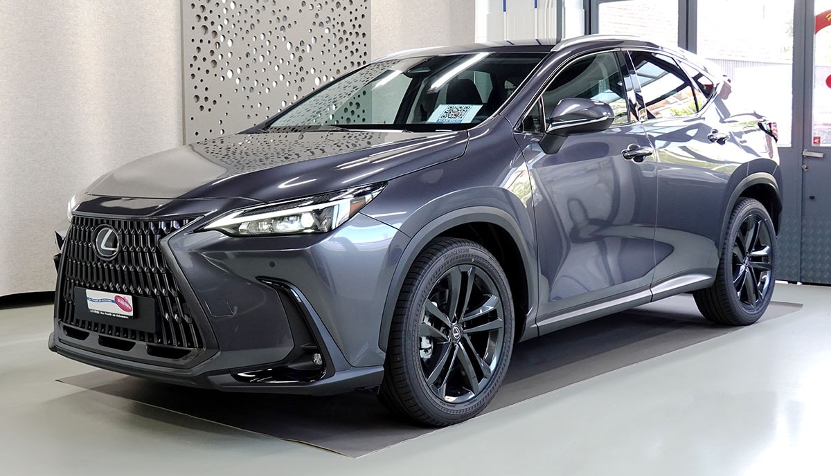 LEXUS NX 450h+ E-FOUR Comfort, 20" Alufelgen-image-0