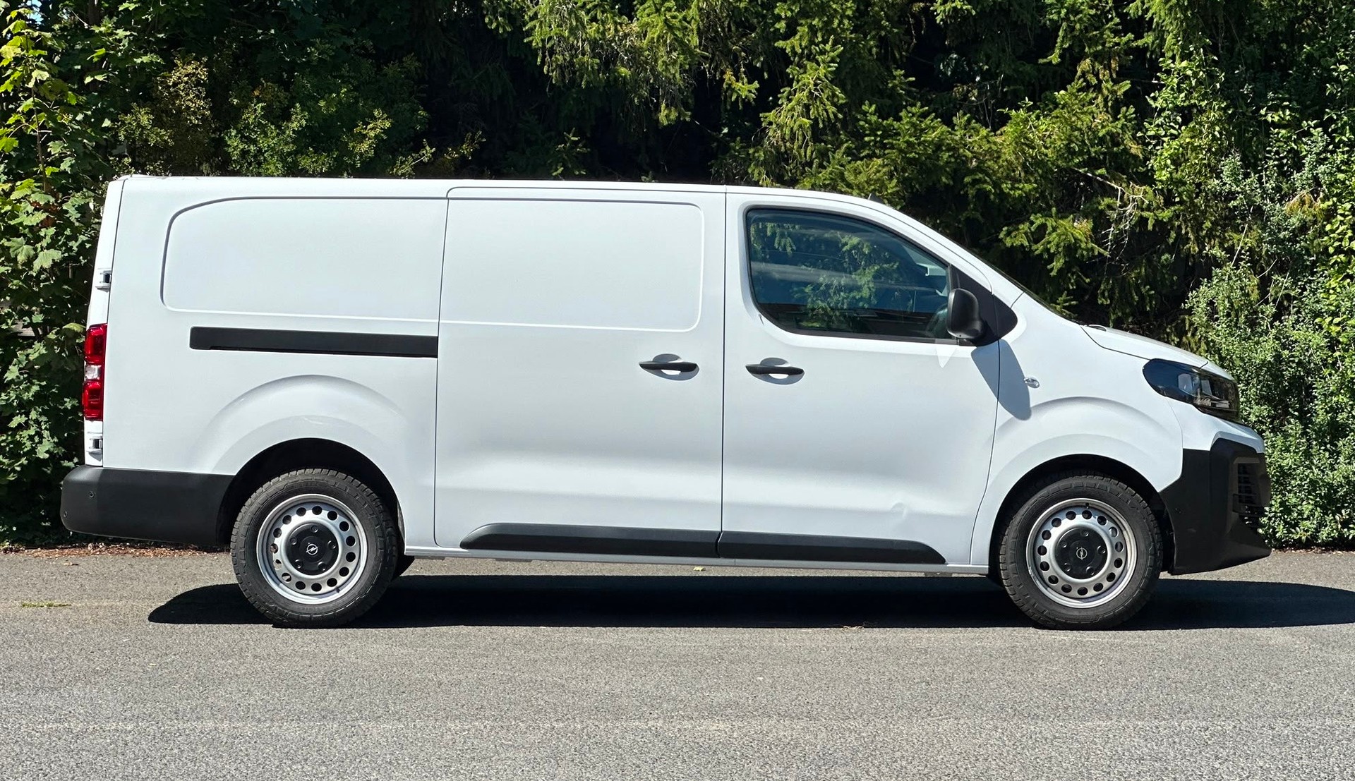 OPEL Vivaro Combi 2.2 CDTI s/s XL CAREFREE Gratis Service 5J / 100'000 Km-image-4