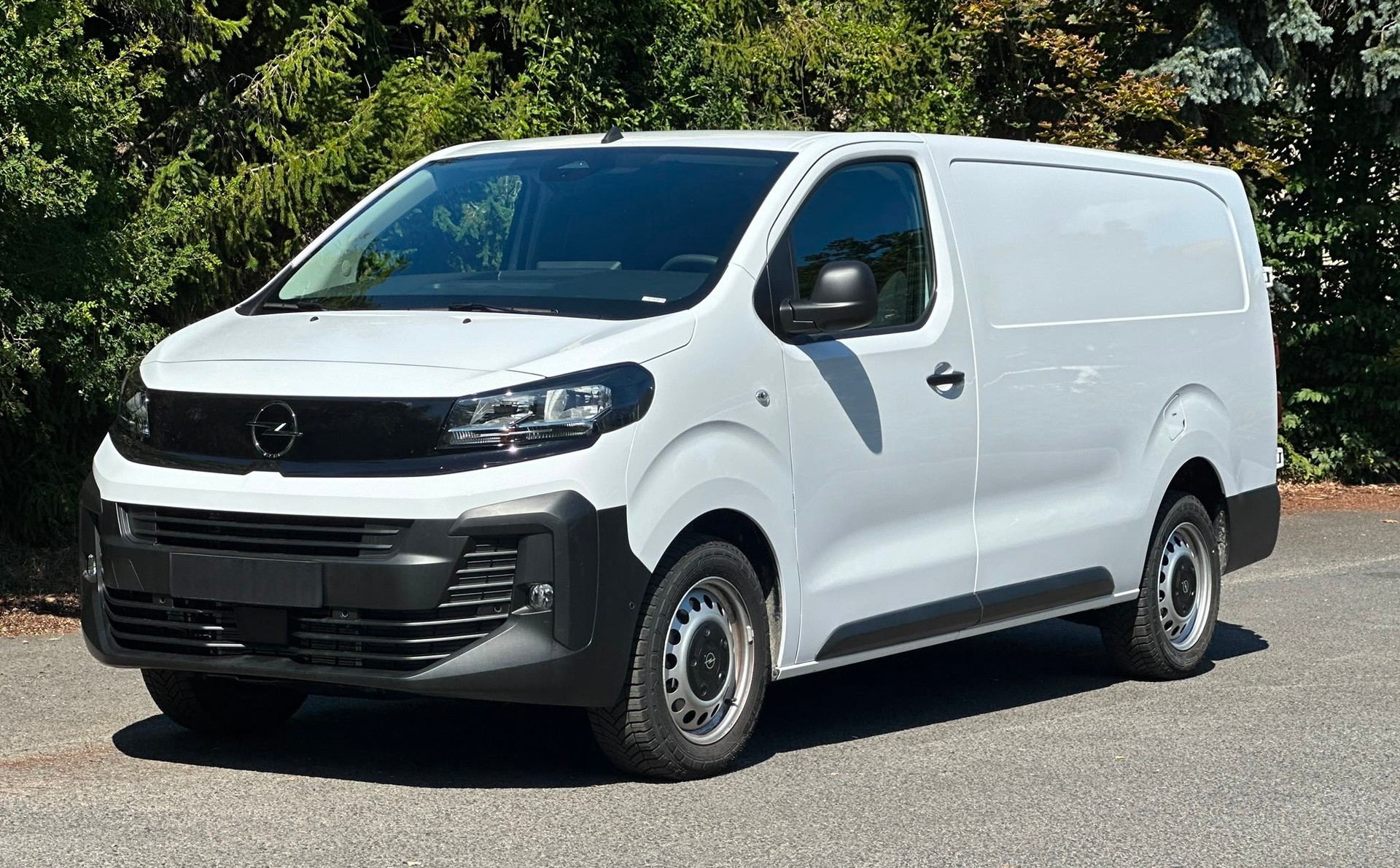 OPEL Vivaro Combi 2.2 CDTI s/s XL CAREFREE Gratis Service 5J / 100'000 Km-image-0