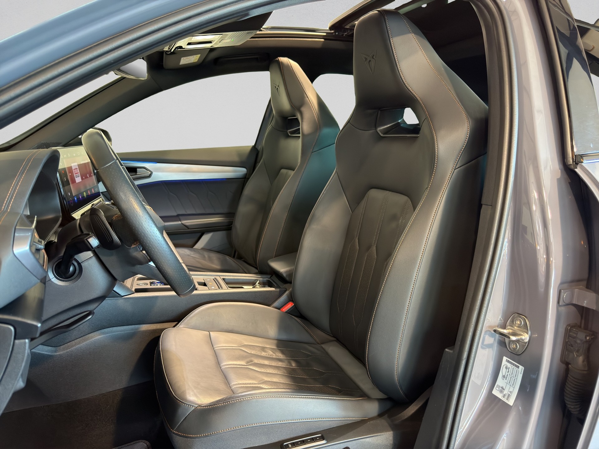 CUPRA Formentor 1.4 e-HYBRID pHEV VZ DSG-image-8