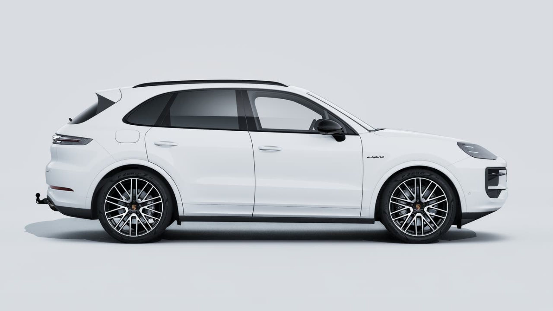 PORSCHE Cayenne E-Hybrid Black Edition-image-5