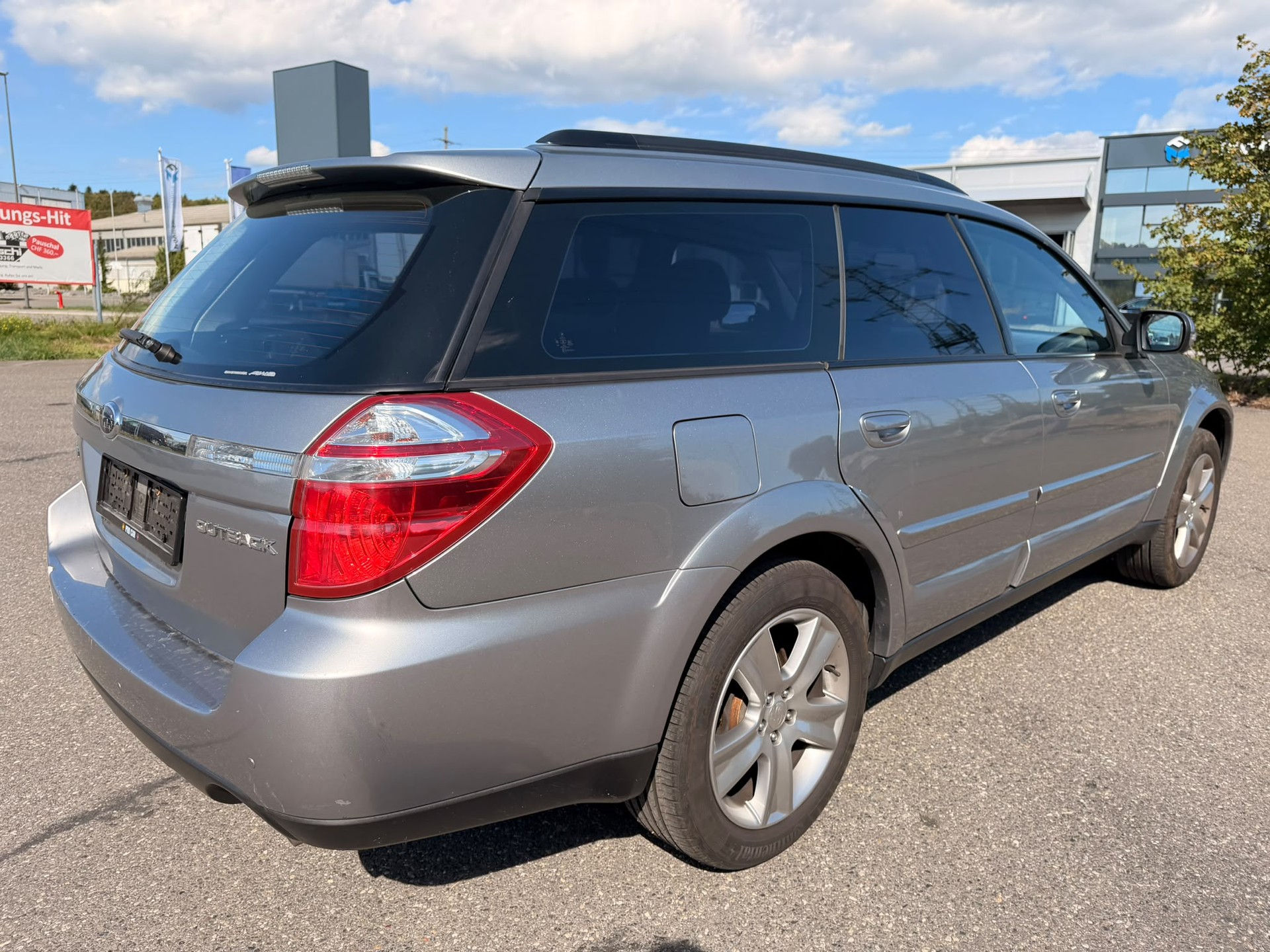 SUBARU Outback 2.5i AWD Swiss Automatic-image-5