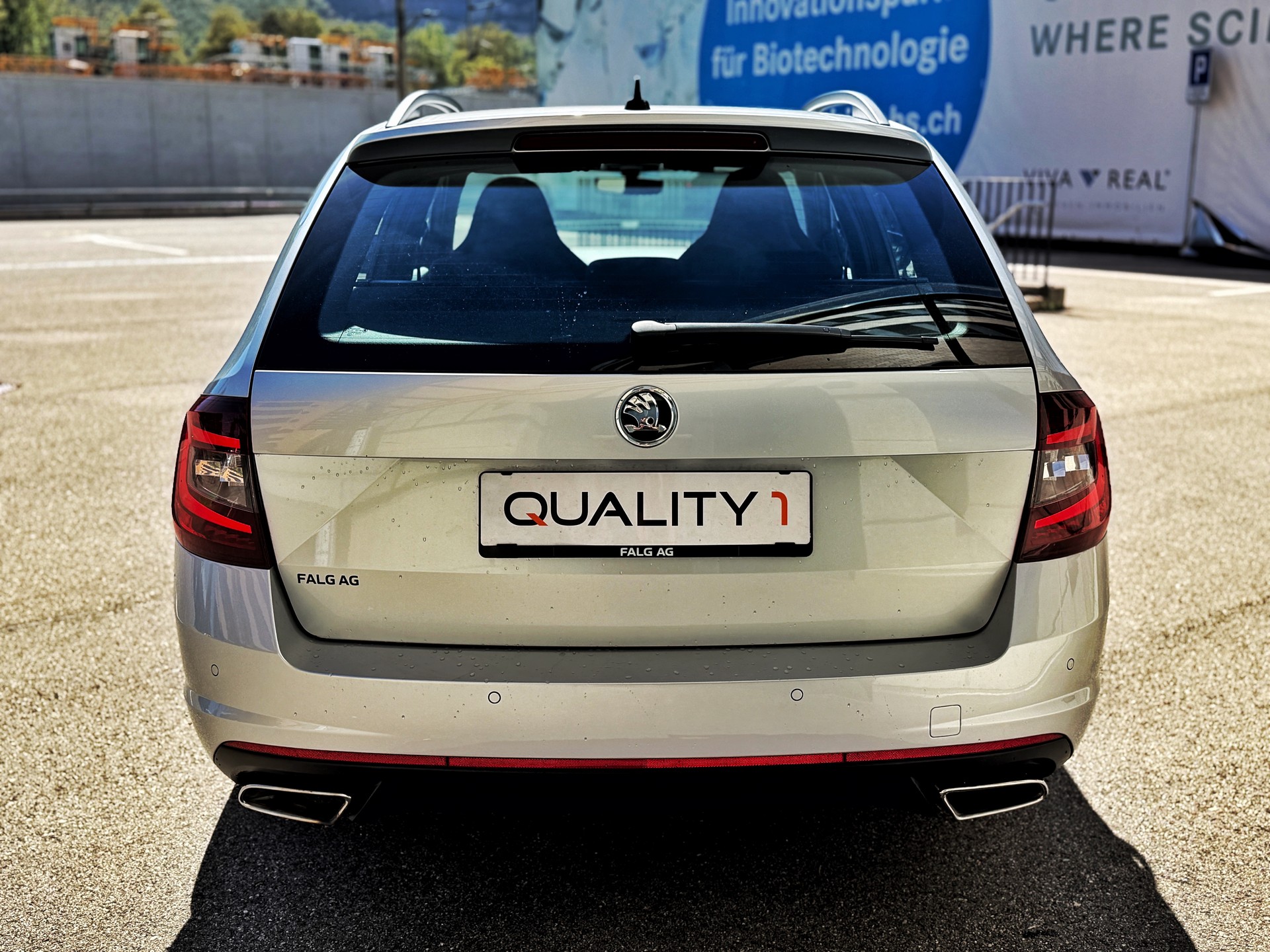 SKODA Octavia Combi 2.0 TDI RS 4x4 DSG-image-5
