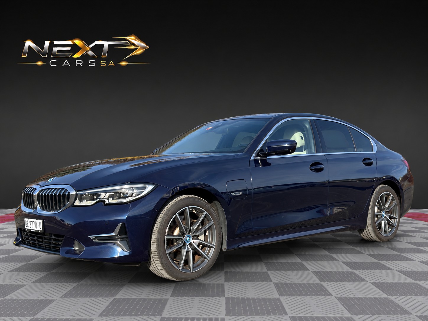 BMW 330e xDrive Sport Line Steptronic-image-0