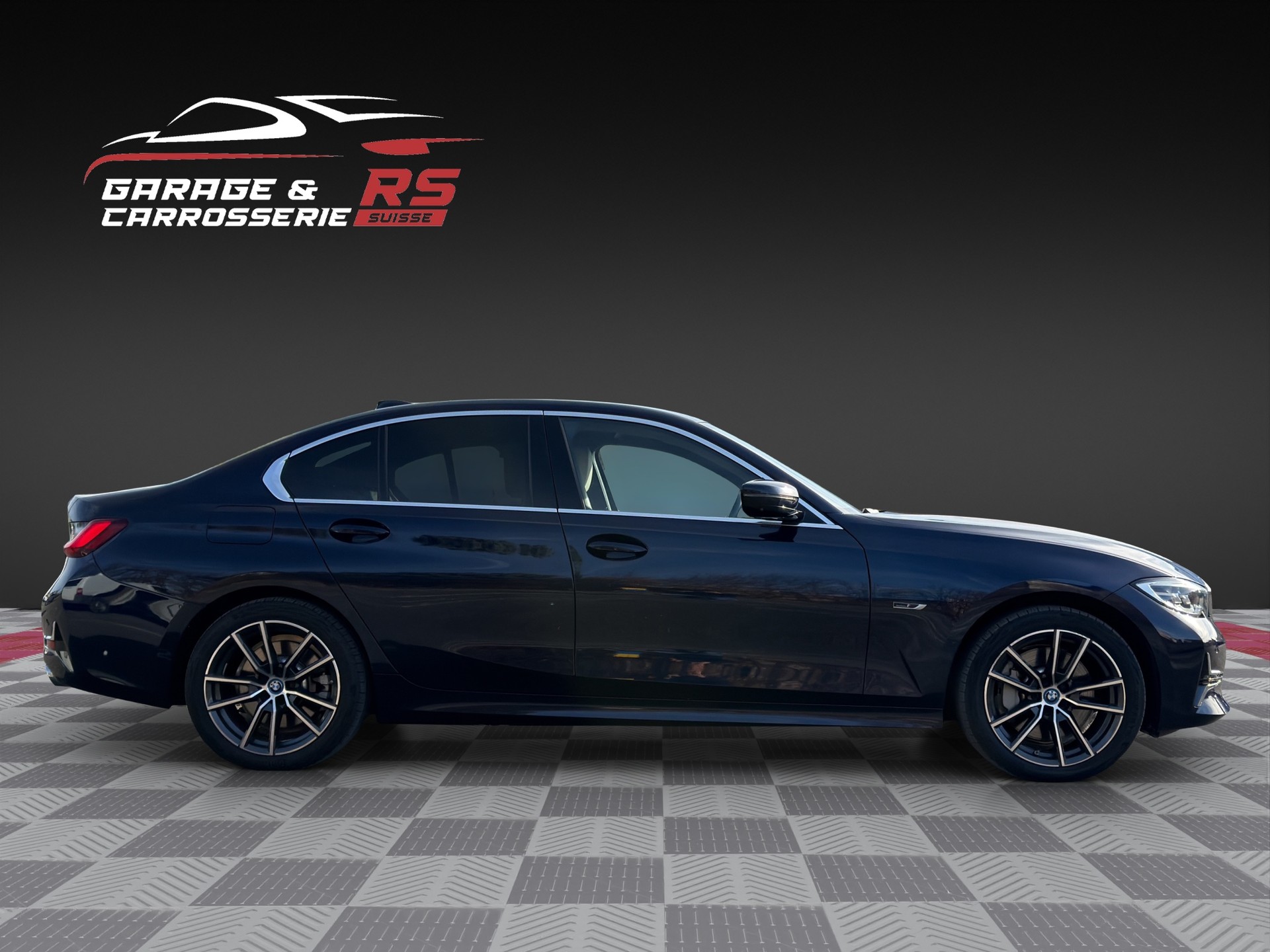 BMW 330e xDrive Sport Line Steptronic-image-5