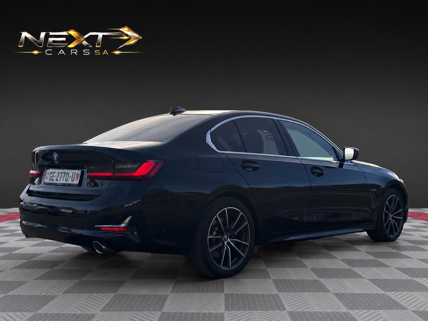 BMW 330e xDrive Sport Line Steptronic-image-4