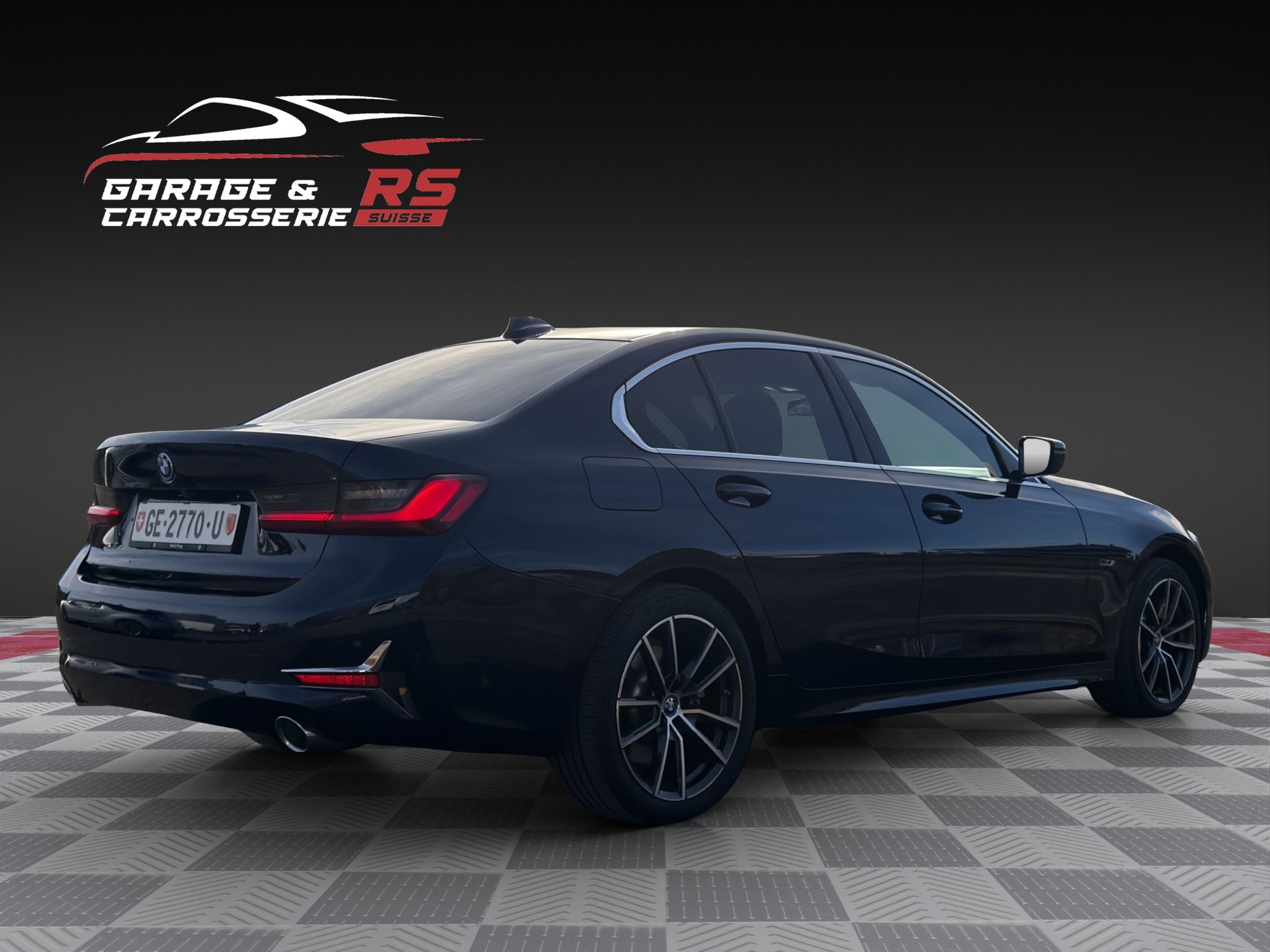 BMW 330e xDrive Sport Line Steptronic-image-4