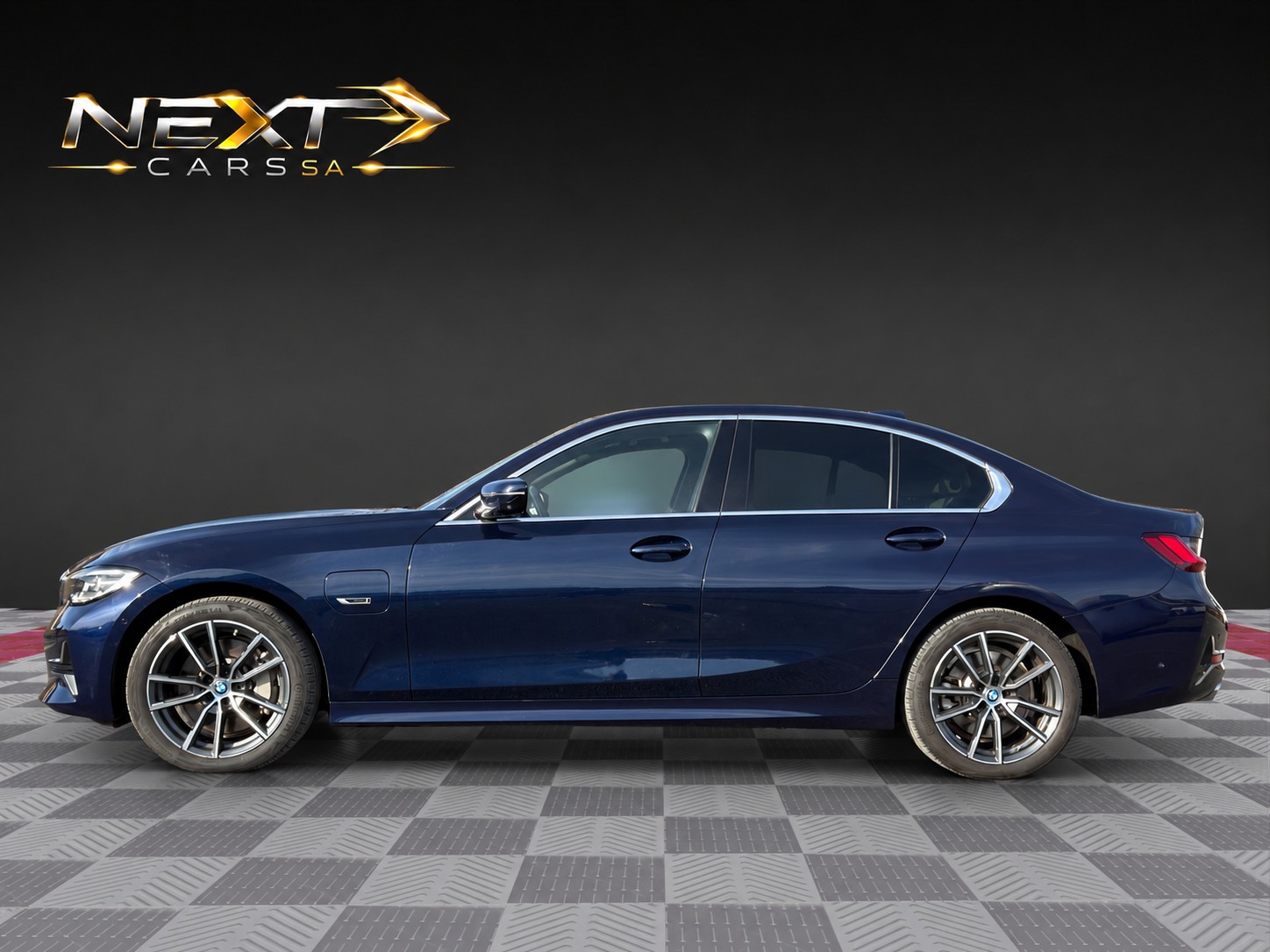 BMW 330e xDrive Sport Line Steptronic-image-1