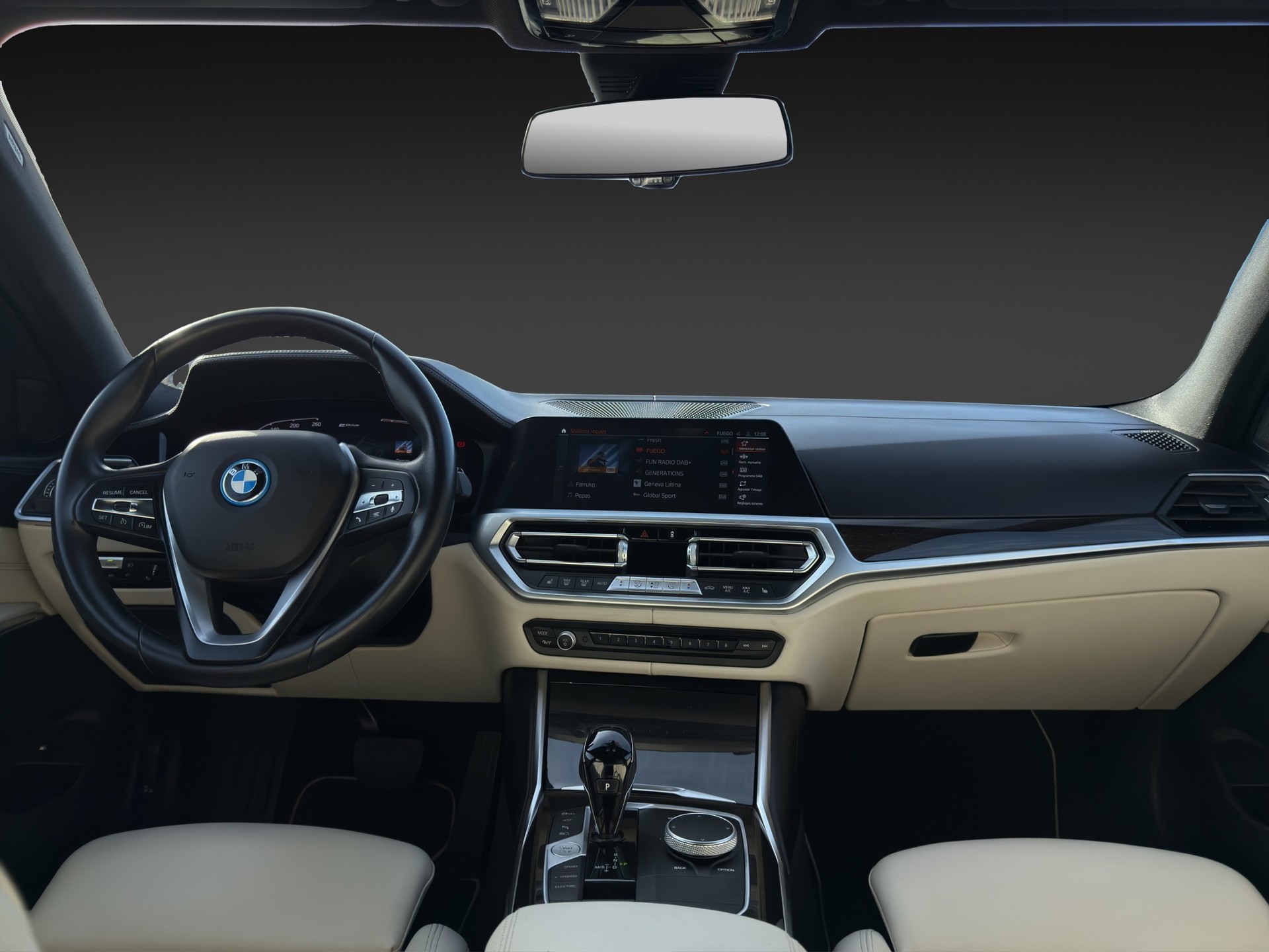 BMW 330e xDrive Sport Line Steptronic-image-7