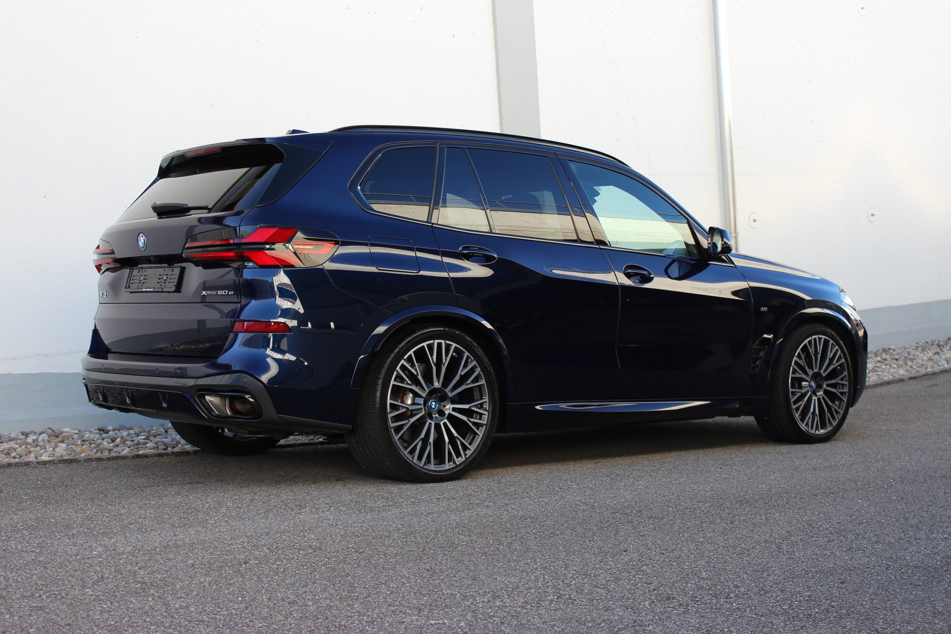 BMW X5 xDrive 50e M Sport Pro Individual Tansanitblau Metallic 🎉0.0%-LEASINGAKTION🎉-image-2