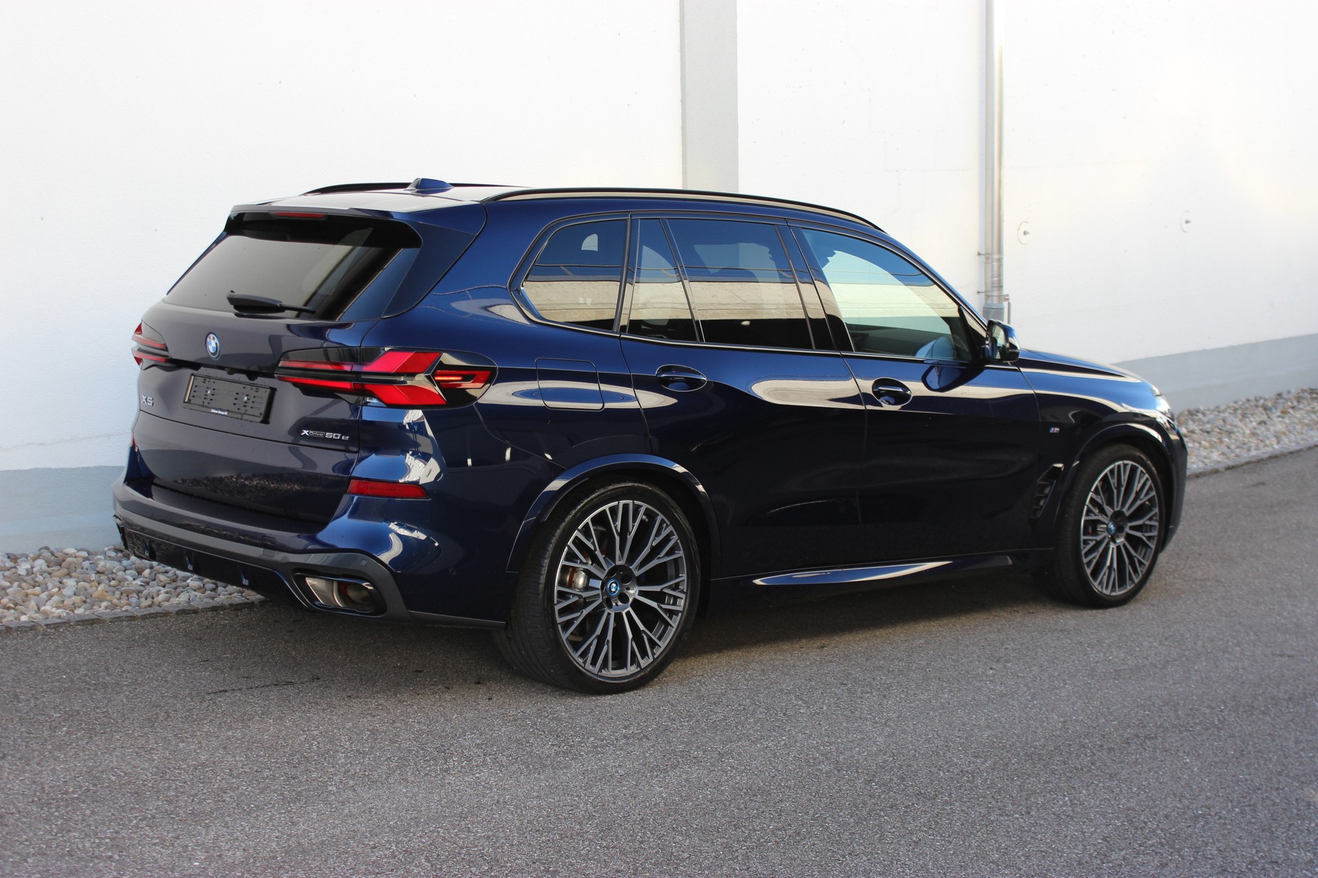 BMW X5 xDrive 50e M Sport Pro Individual Tansanitblau Metallic 🎉0.0%-LEASINGAKTION🎉-image-4