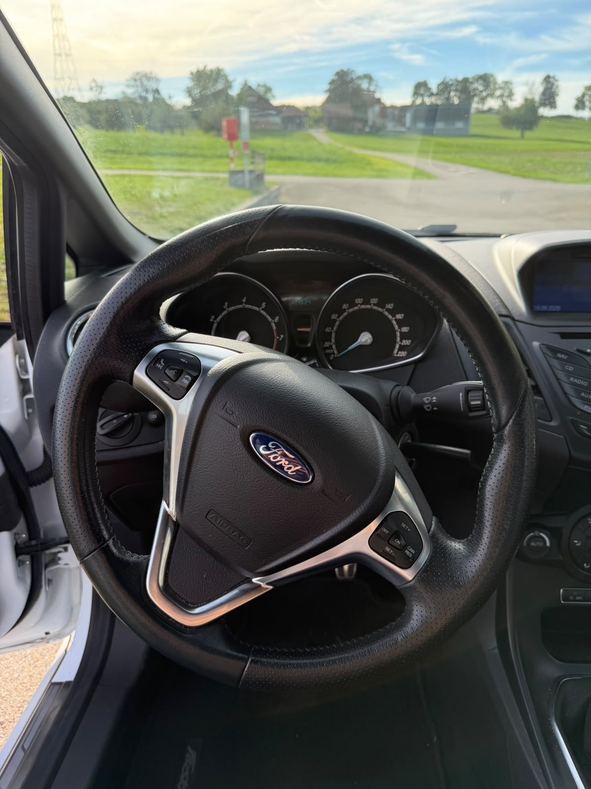FORD 1.0 EcoB ST-Line-image-4