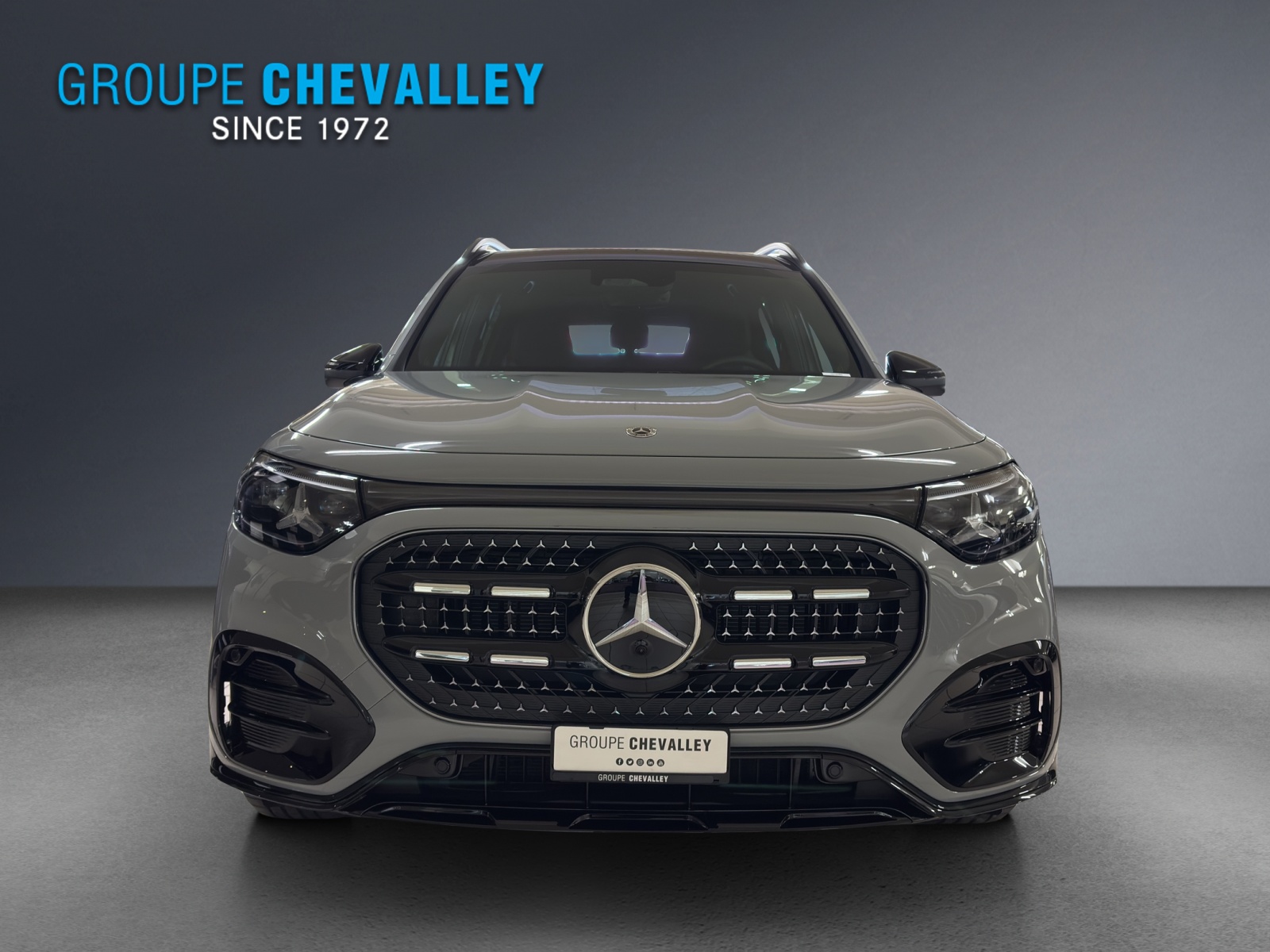 MERCEDES-BENZ GLB 200 4MATIC-showroom-element-3