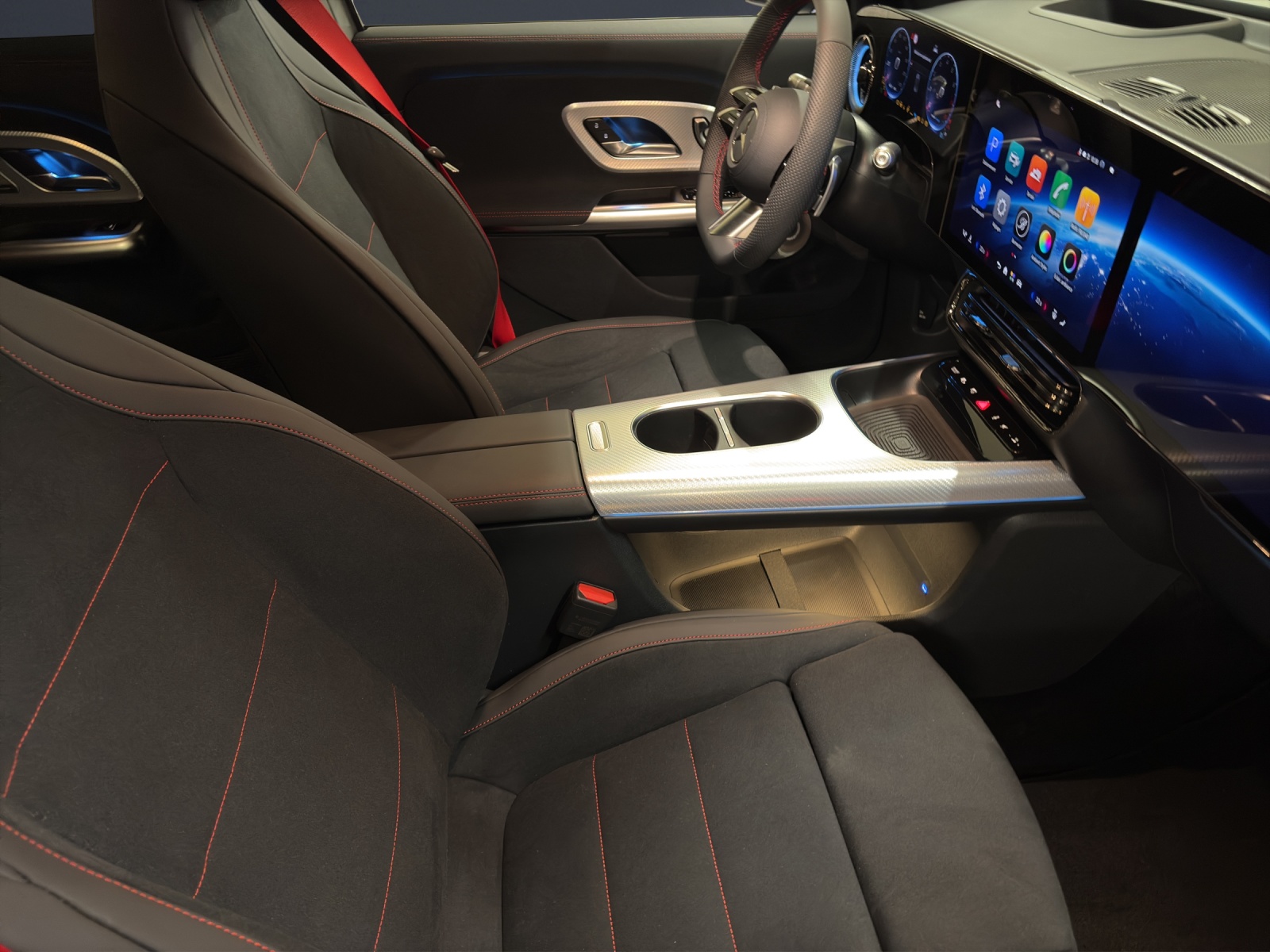 MERCEDES-BENZ GLB 200 4MATIC-image-9
