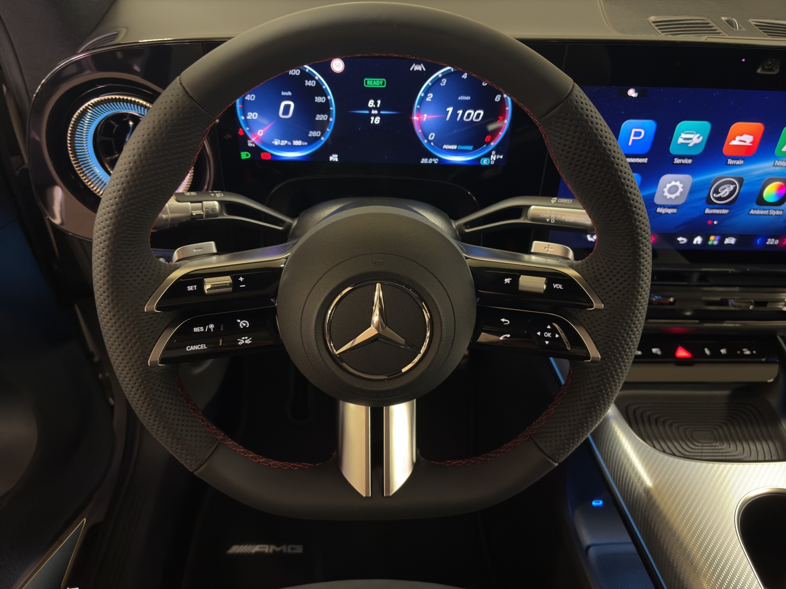 MERCEDES-BENZ GLB 200 4MATIC-image-6