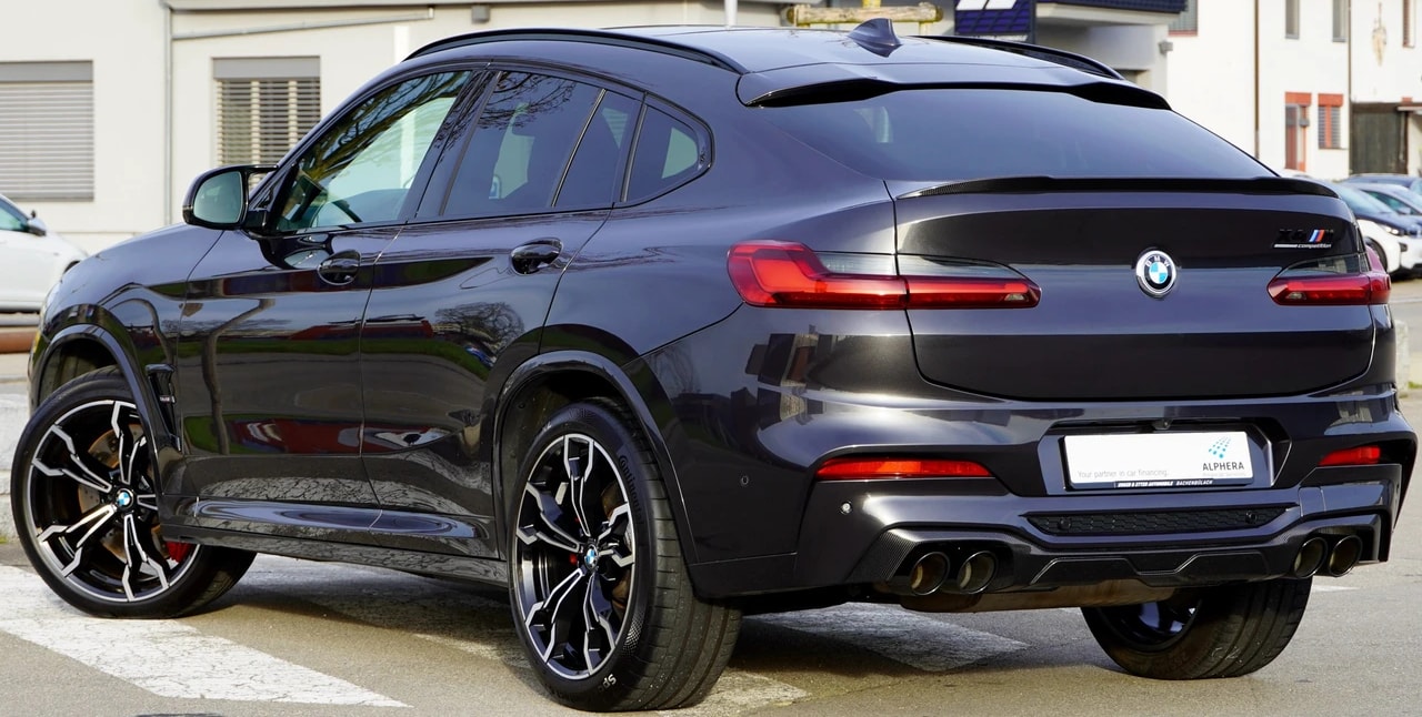BMW M Competition-image-1