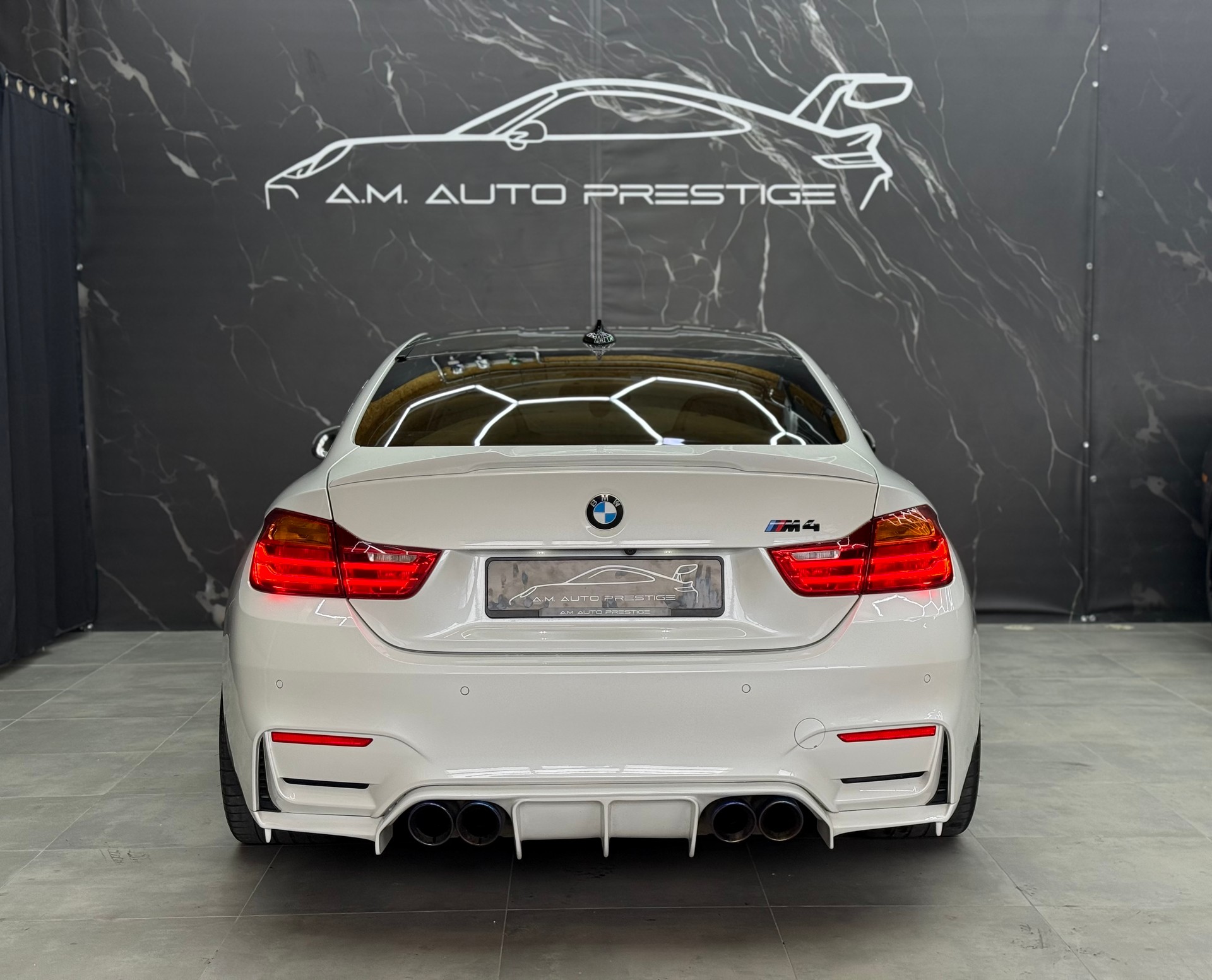 BMW M4 Coupé DKG-image-4