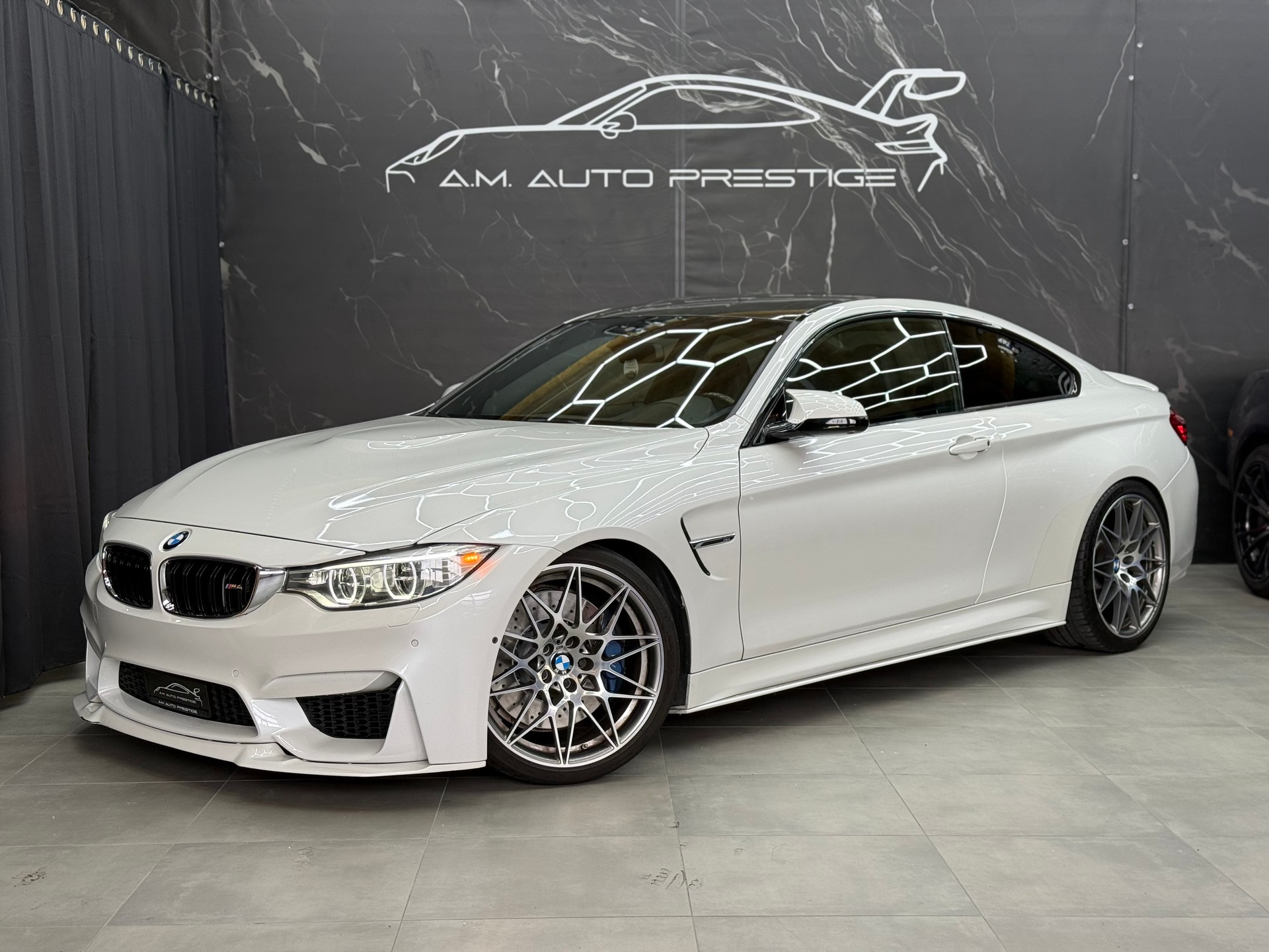 BMW M4 Coupé DKG-image-0