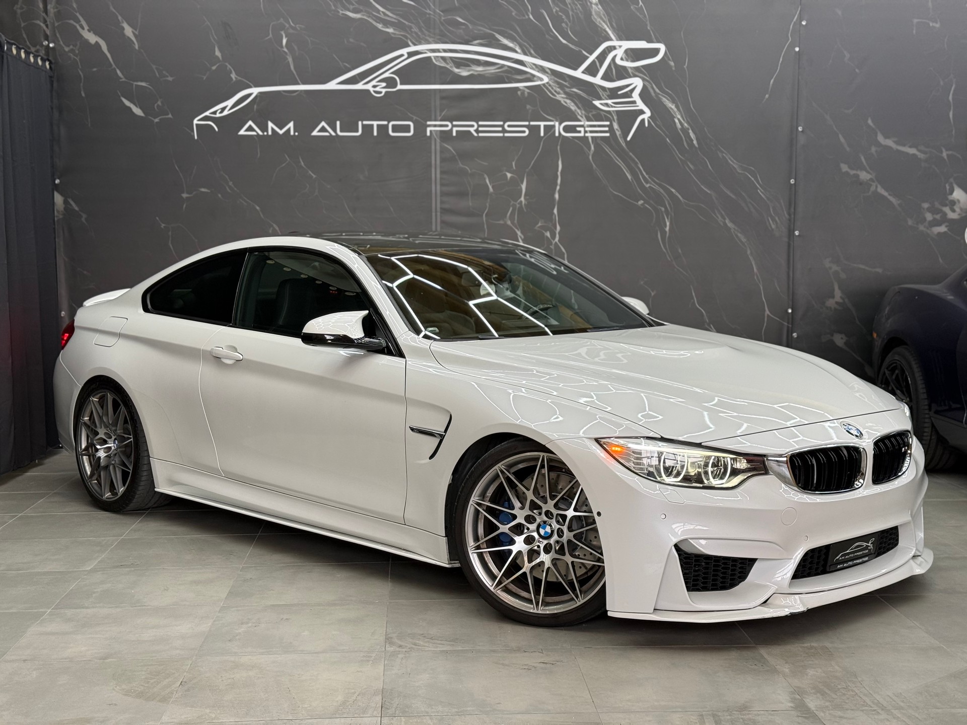 BMW M4 Coupé DKG-image-2