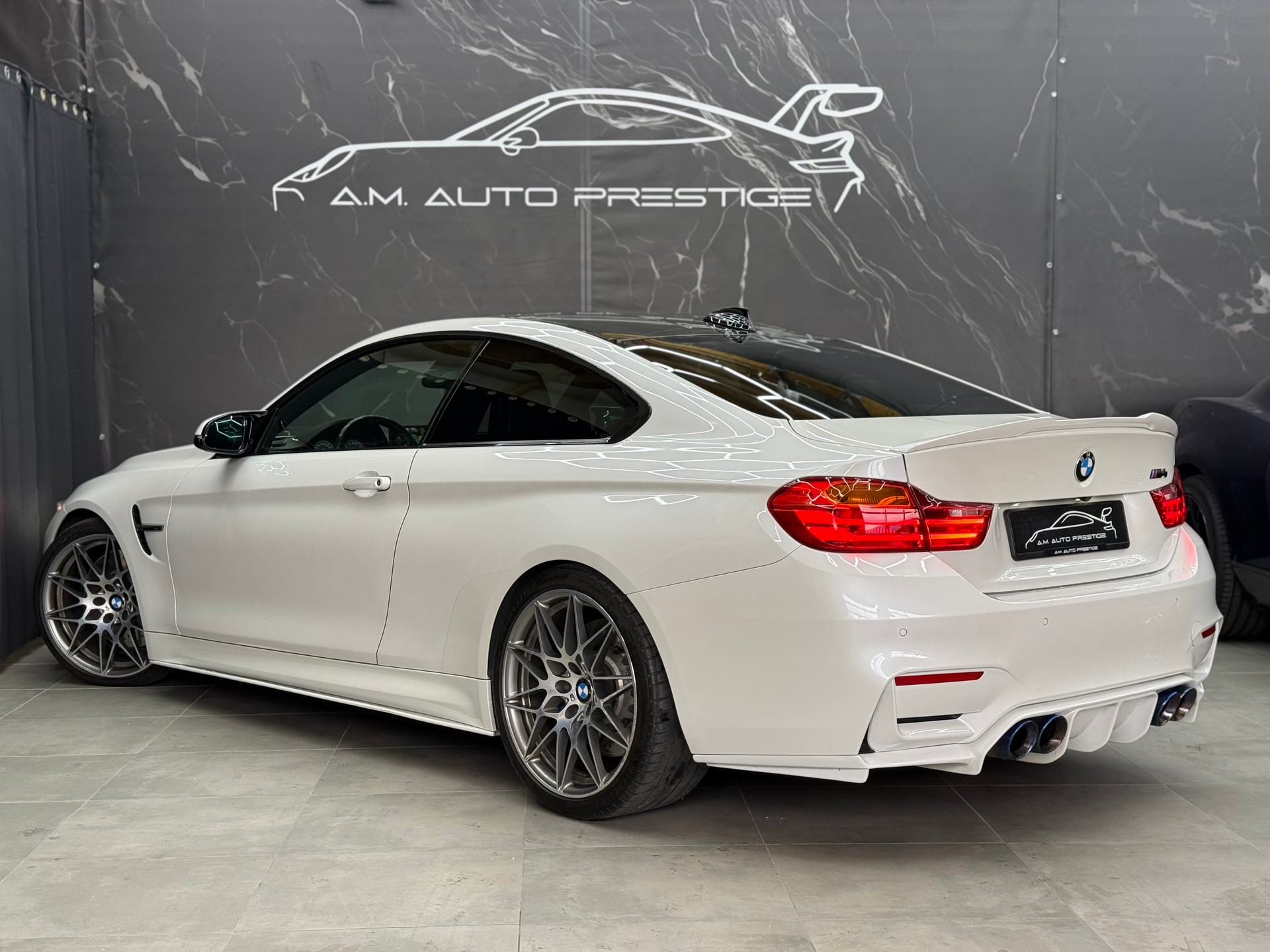 BMW M4 Coupé DKG-image-5