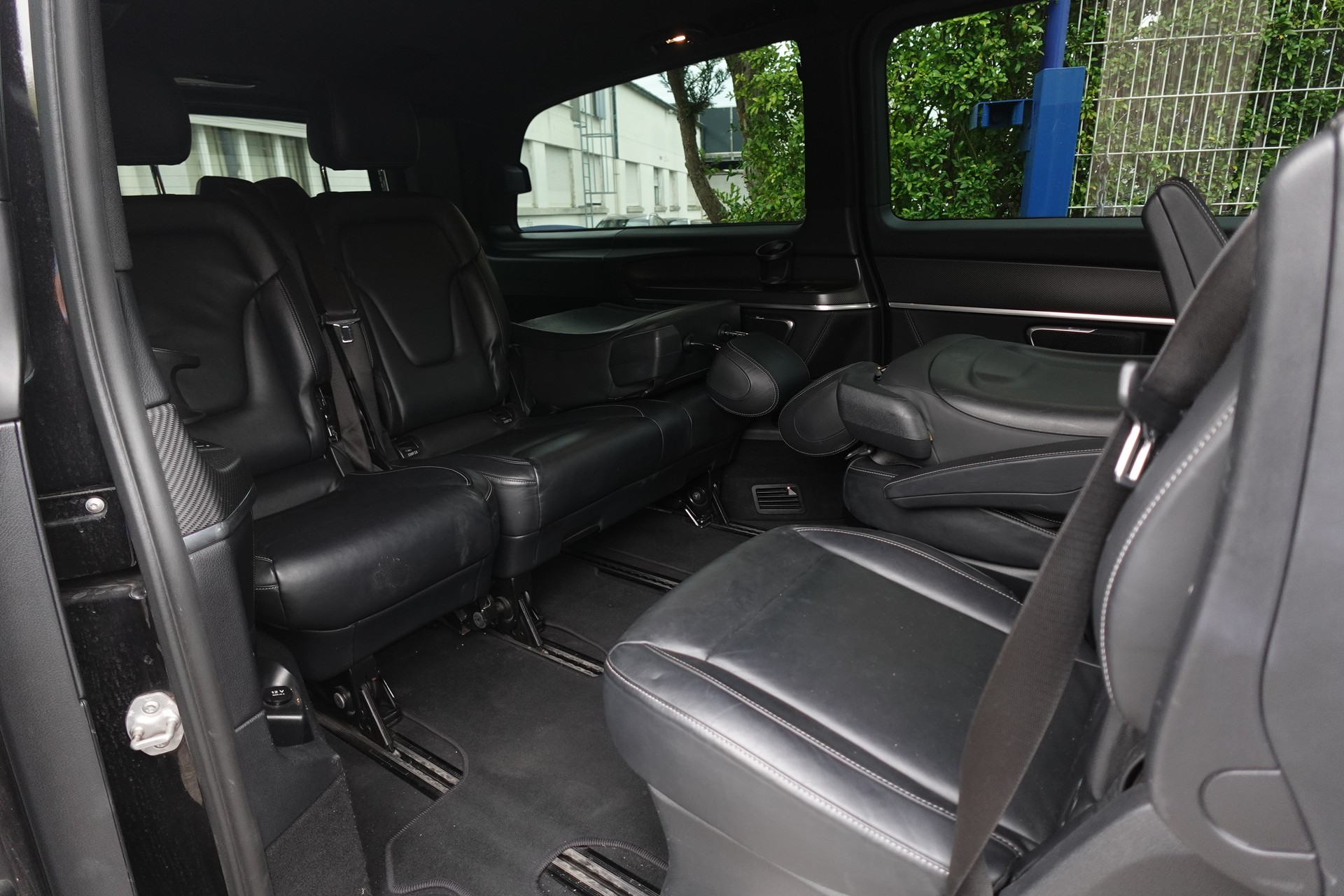 MERCEDES-BENZ V 250 d Swiss Edition extralang 4M 7G-Tronic-image-4