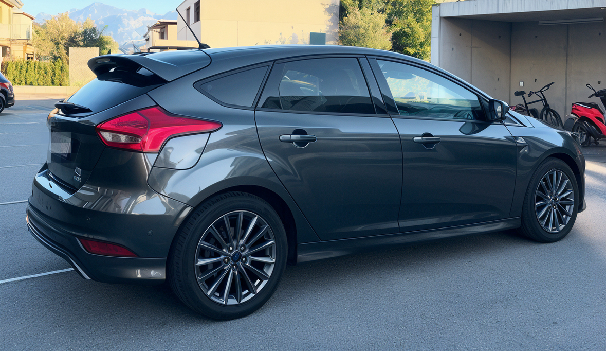 FORD 1.0i EcoB 125 ST-Line-image-2